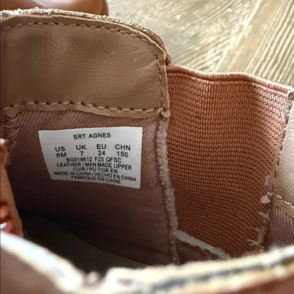 Stride rite SRT Agnes brown boots 8M zip side mild scratches need shoe shine